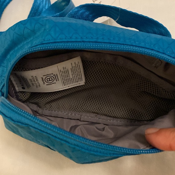 Athleta Excursion Mini Belt Bag - Picture 5 of 8